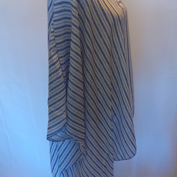 High-Low Tunic 🔥 - Picture 7 of 9